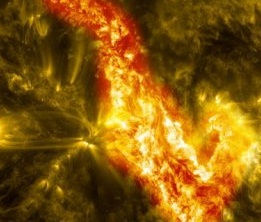 На Солнце астрономами обнаружен  огромный «Огненный каньон» 