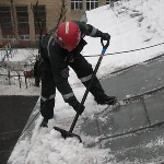 22-летний парень разбился насмерть, упав с крыши