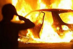 Ночью 26 декабря в Нижнем Новгороде сгорели сразу два автомобиля