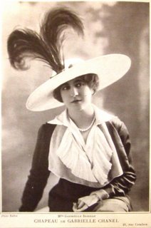 Chanel_hat_from_Les_Modes_1912.jpg
